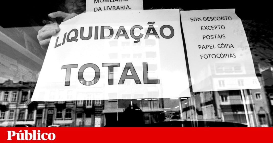 26-anos-depois,-manuel-entregou-as-chaves-da-livraria-nunes