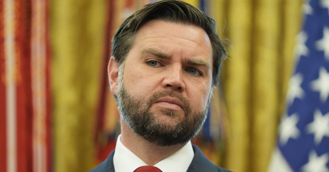 jd-vance-defende-trump
