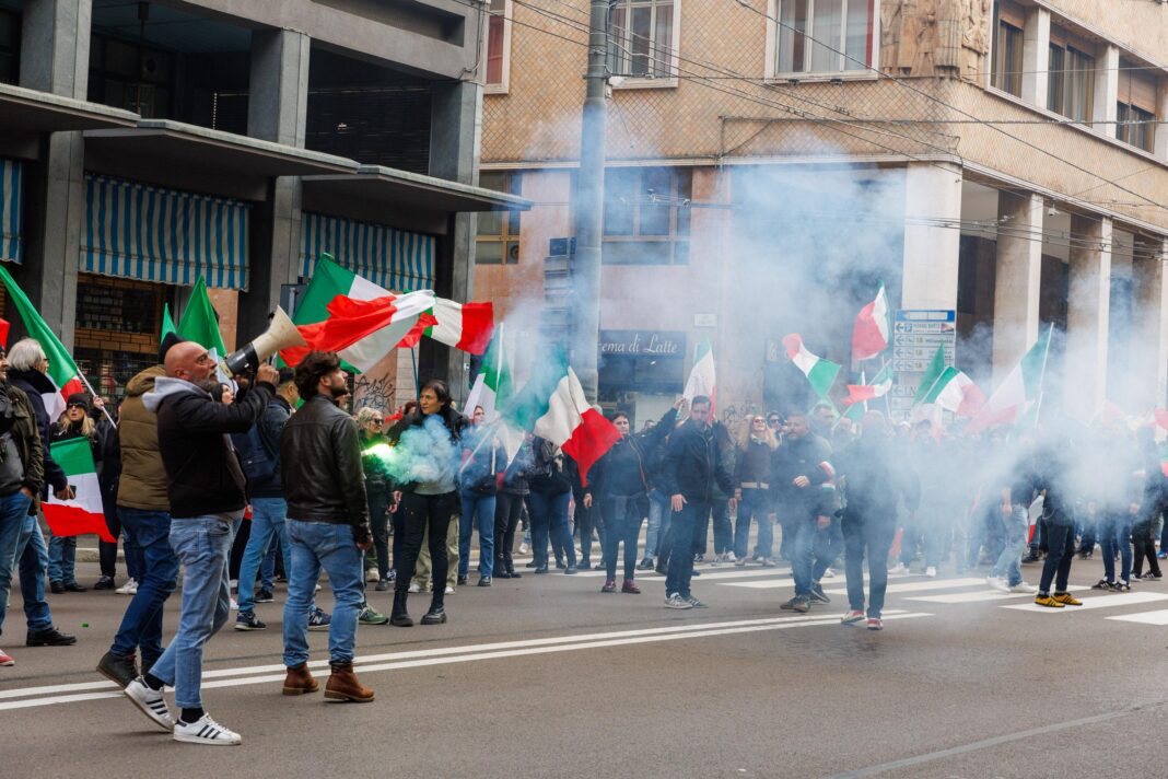 la-spezia,-casapound:-“estaremos-na-piazza-garibaldi-e-nao-aceitaremos-outras-proibicoes”