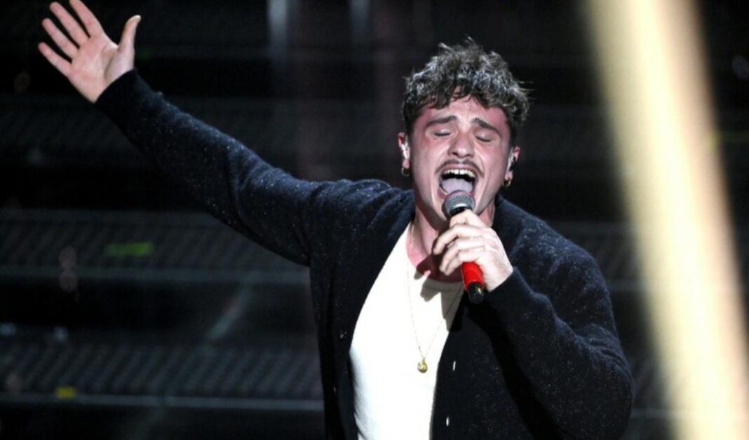 florence,-olly-chega-em-concerto-no-teatro-cartiere-carrara