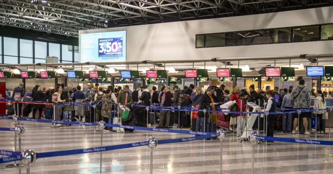 dinheiro,-drogas,-roupas,-roupas-falsificadas:-todos-os-sequestros-feitos-em-portos-e-aeroportos