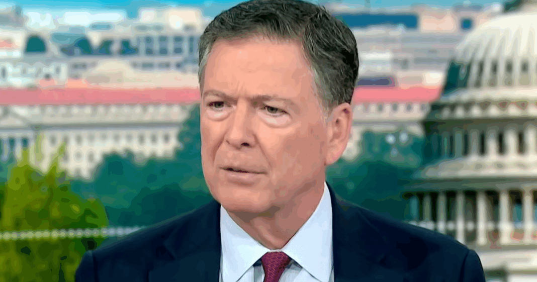 james-comey-afasta