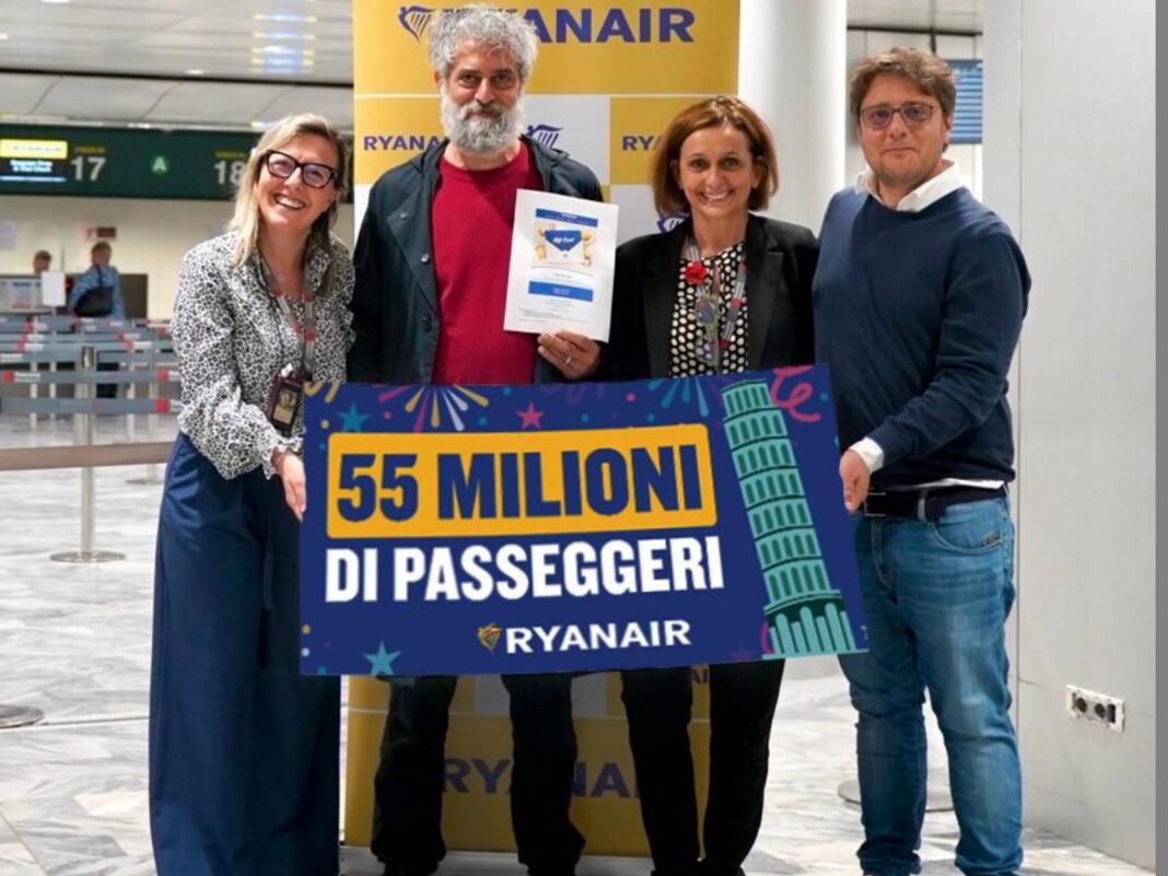 a-ryanair-celebra-55-milhoes-de-passageiros-no-aeroporto-de-pisa