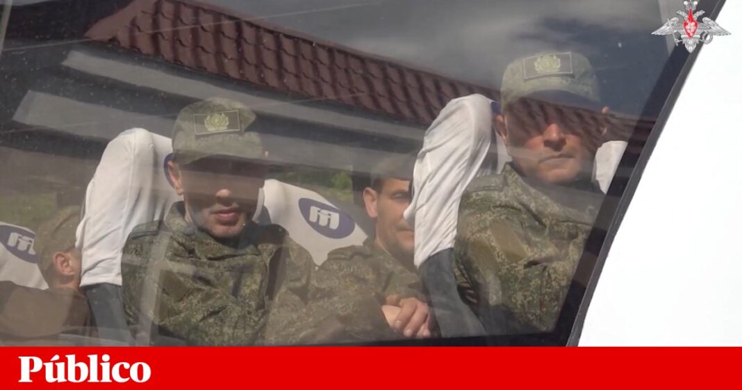 russia-e-ucrania-liberam-os-390-primeiros-prisioneiros-na-maior-troca-desde-o-inicio-da-guerra