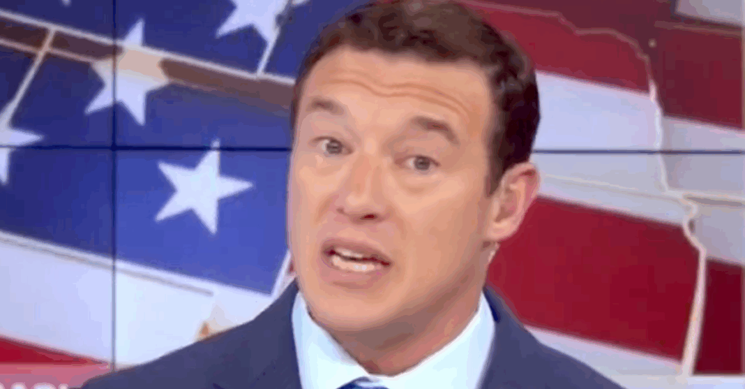 o-anfitriao-do-newsmax-defusa-a-‘bomba’-de-elon-musk-com-esta-grande-questao