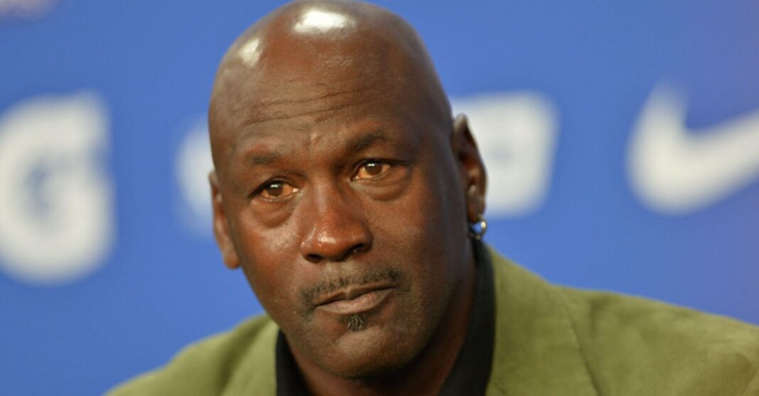 no-aeroporto-de-olbia,-o-jato-de-70-milhoes-de-euro-em-michael-jordan