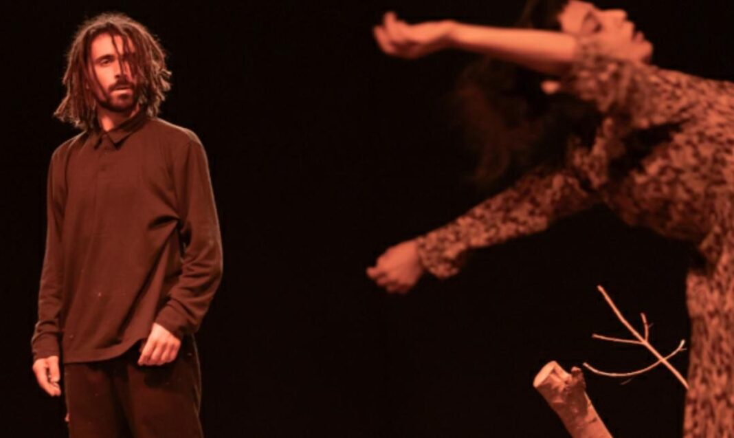 florence,-para-a-danca,-performance-e-versos-da-florida-de-giacomo-leopardi