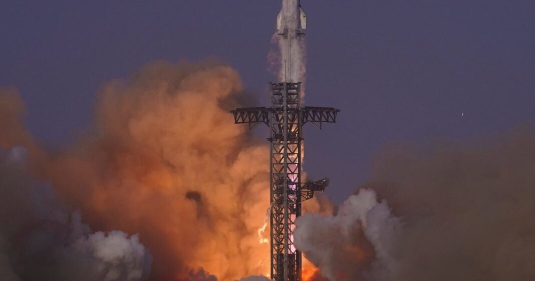 o-foguete-de-teste-spacex-de-elon-musk-explode-em-dramatico-texas-fireball