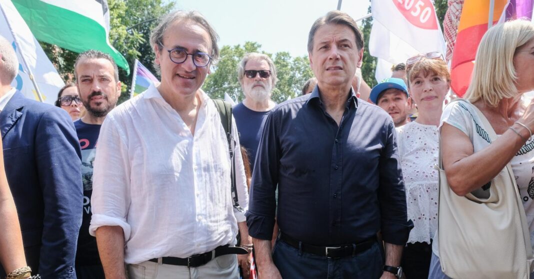 conte-e-fronti-anti-rarmo-show-em-frente-a-cupula-nascida:-“a-invasao-de-moscou-deve-acabar”