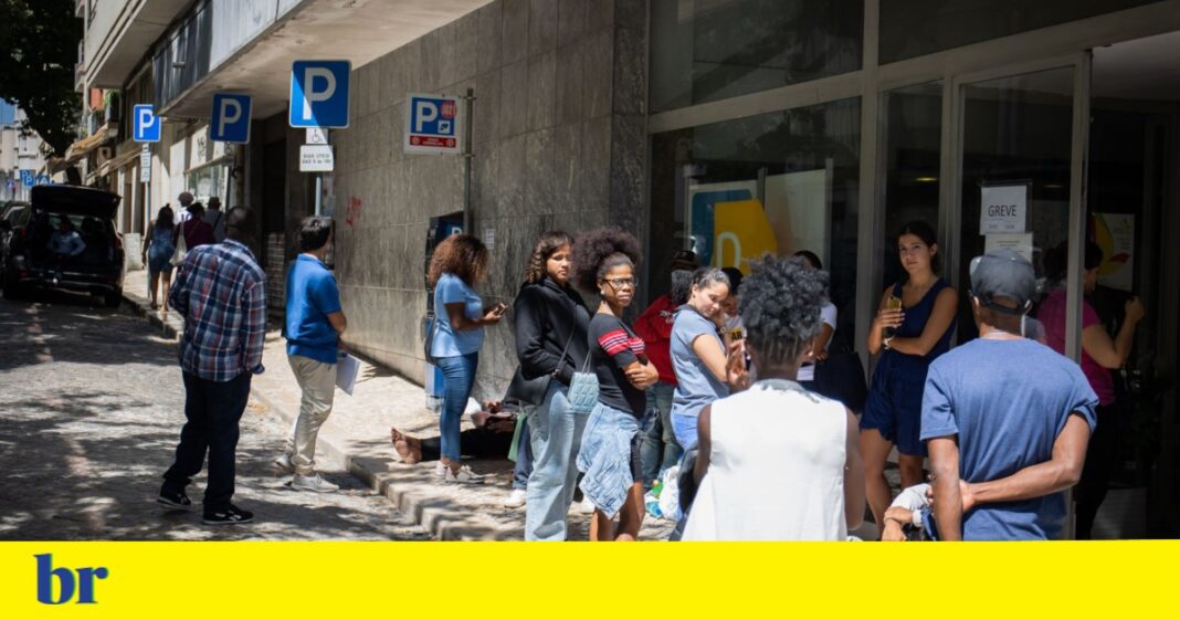 com-as-mudancas-na-lei,-os-imigrantes-concordam-para-garantir-a-nacionalidade-portuguesa