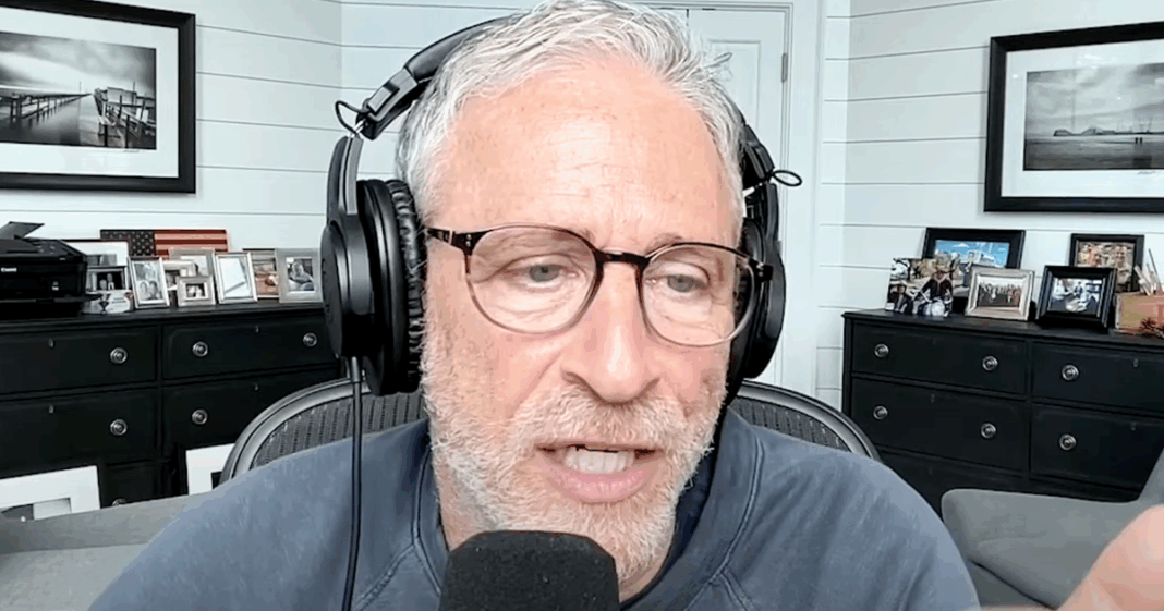 jon-stewart-explica-por-que-trump-nao-esta-totalmente-processando-com-este-1-movimento