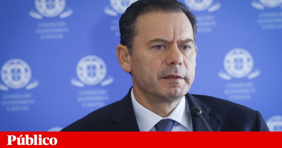 diz-se-que-o-ex-candidato-do-psd,-espinho,-foi-removido-pelo-“ajuste-da-conta”-do-montenegro