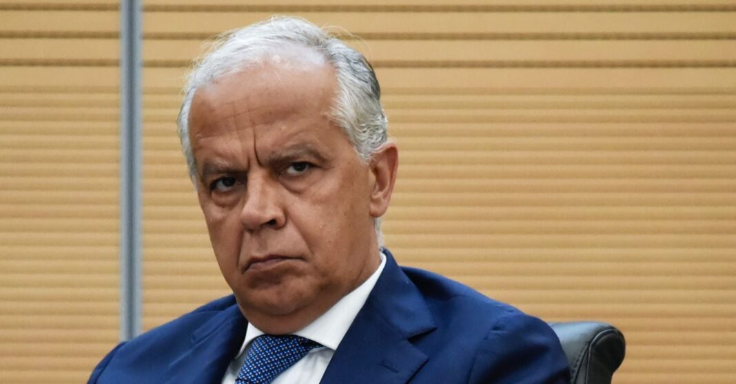 o-governo-da-libia,-benghazi,-rejeita-a-delegacao-da-ue-com-plantado