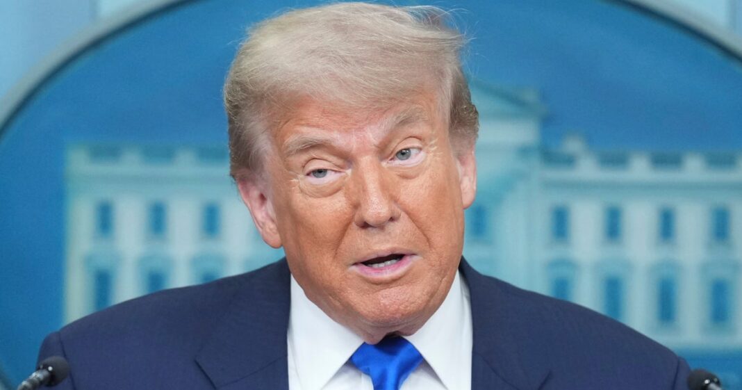 o-porta-voz-do-ex-rnc-diz-que-trump-esta-em