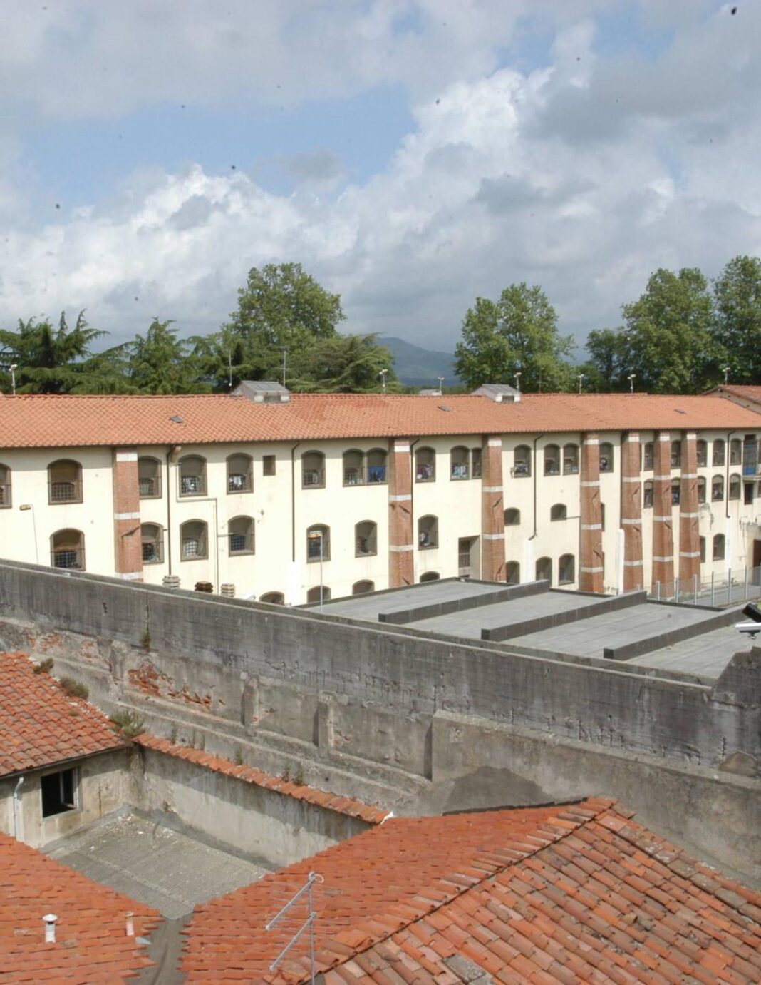 prisao-de-lucca,-“quatro-agentes-atacaram-em-alguns-dias”