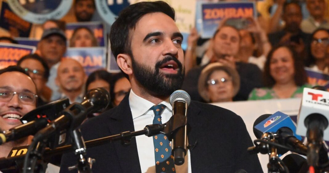 zohran-mamdani-bate-o-possivel-envolvimento-de-trump-na-corrida-de-prefeito-de-nova-york