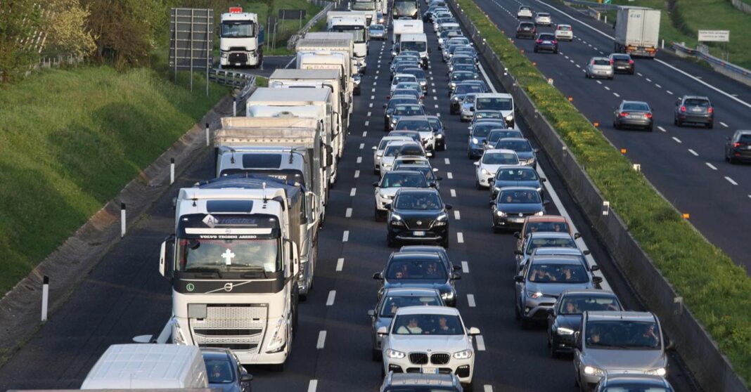 exodo-de-verao,-anas:-27,4-milhoes-de-transitos-no-fim-de-semana