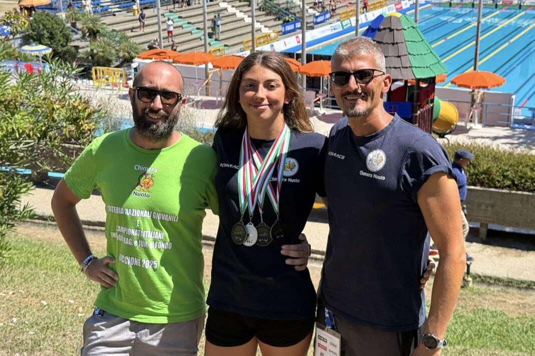 o-chimera-nuoto-celebra-quatro-medalhas-no-campeonato-de-verao-da-juventude-italiana