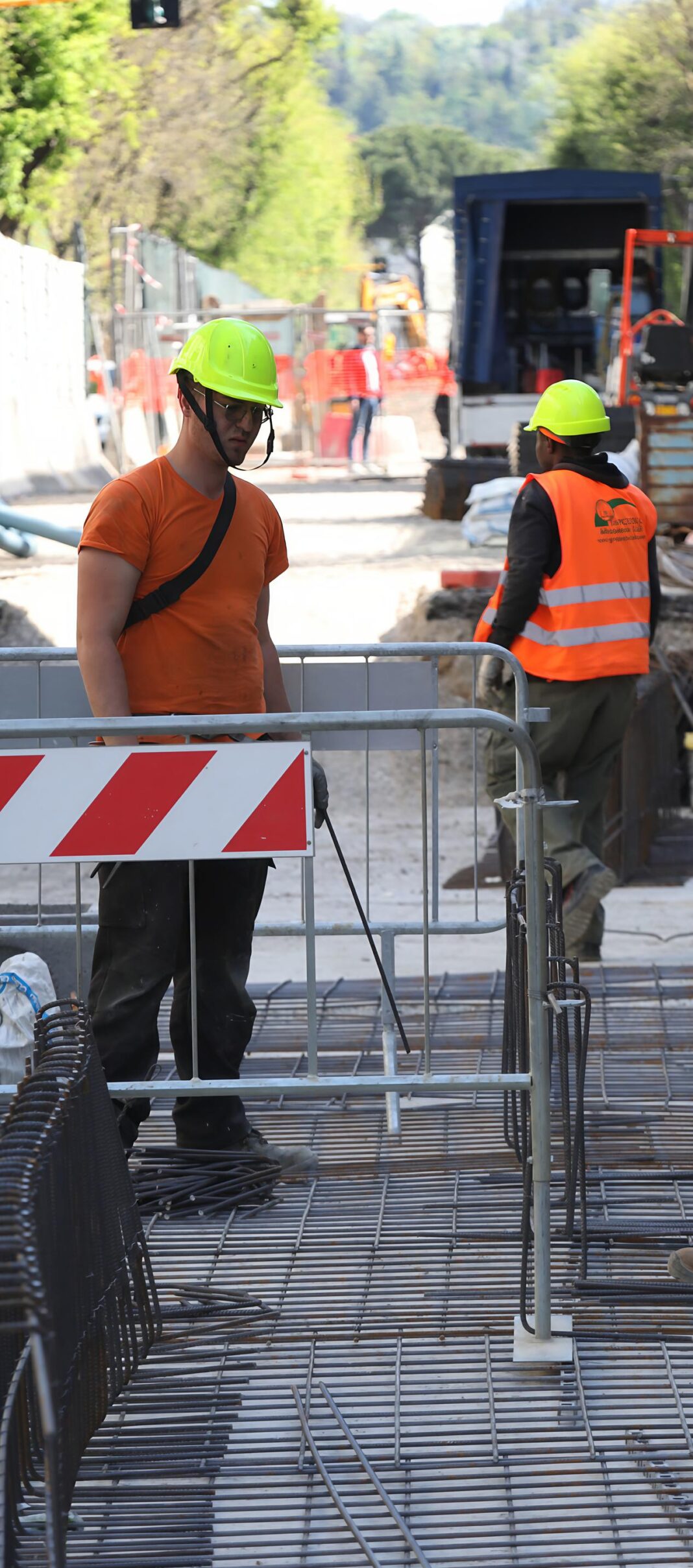 local-do-tram-stizi-no-teste-de-autunno.-a-partir-de-setembro,-trabalho-na-piazza-beccaria