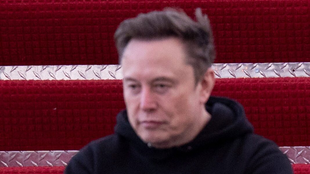 ‘nao-me-culpe!’:-a-filha-de-elon-musk-bate-a-mudanca-do-pai-para-a-direita