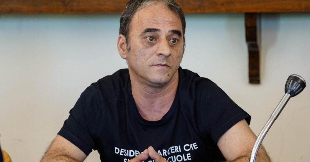 atras-das-grades,-o-poder-terapeutico-do-teatro