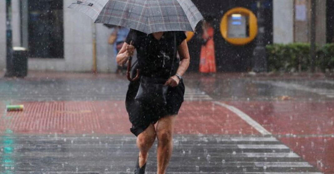 clima-ruim,-alerta-de-laranja-na-liguria-e-lombardia.-carros-no-riacho-em-enna,-um-faltando