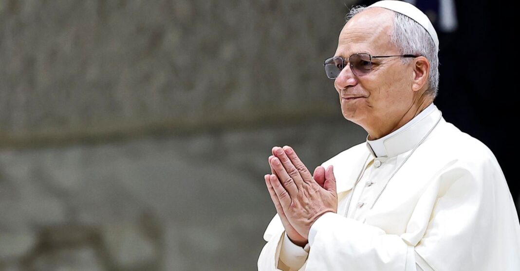 o-papa:-mundial-rasgado-por-guerras-e-desigualdades-cicatrizes