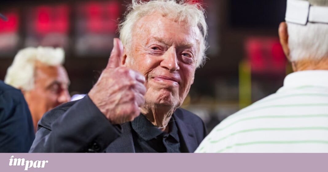 phil-knight,-co-fundador-da-nike,-faz-uma-doacao-recorde-para-o-centro-de-cancer