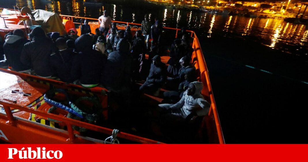 mais-de-230-pessoas-resgatadas-de-um-navio-do-sul
